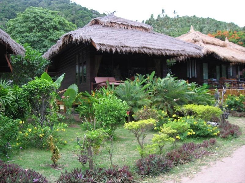 Palm Leaf Resort Ko Tao Exterior photo