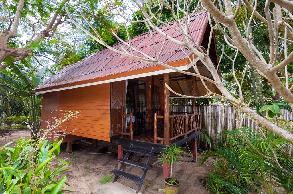 Palm Leaf Resort Ko Tao Exterior photo