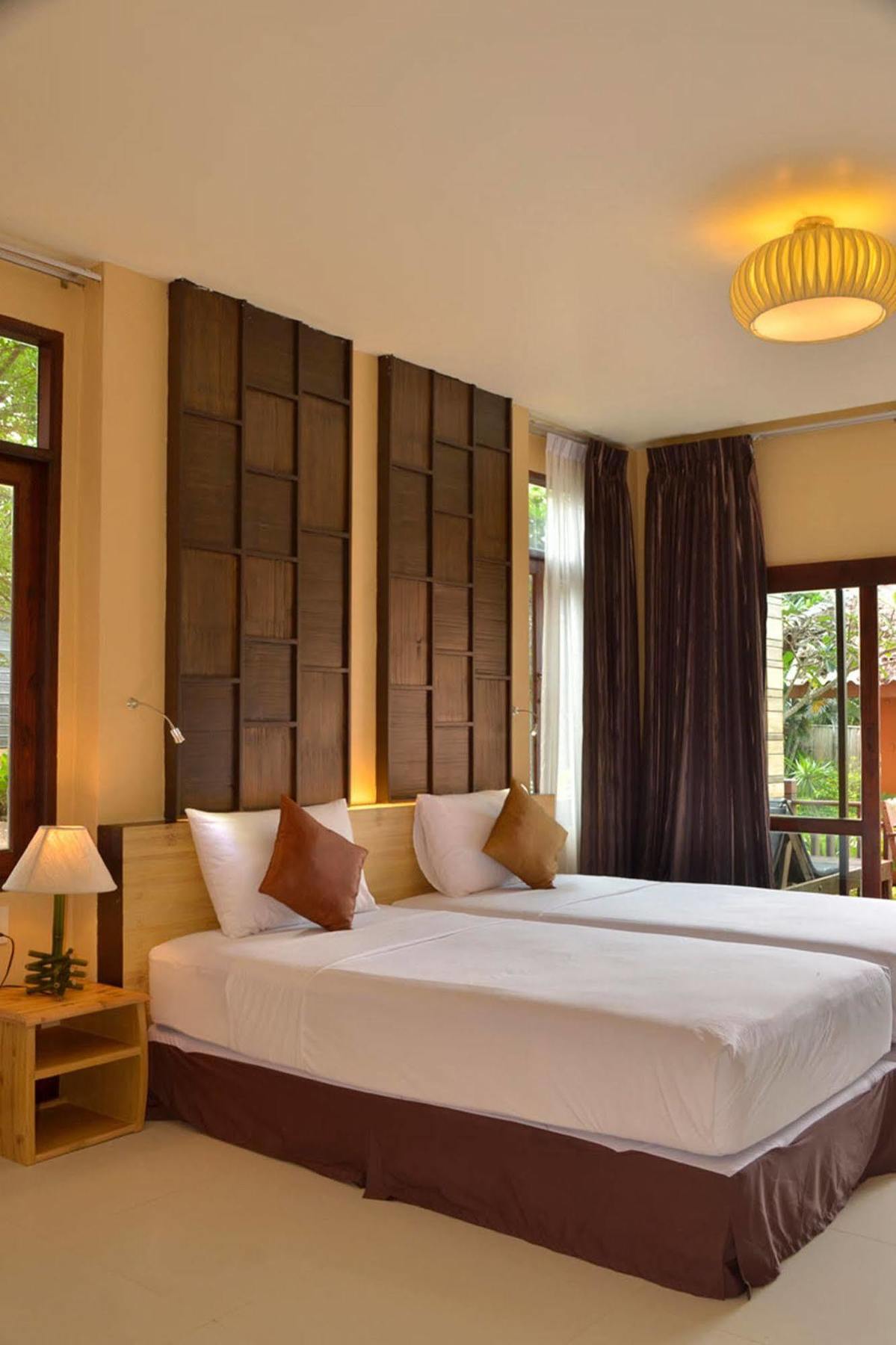 Palm Leaf Resort Ko Tao Exterior photo